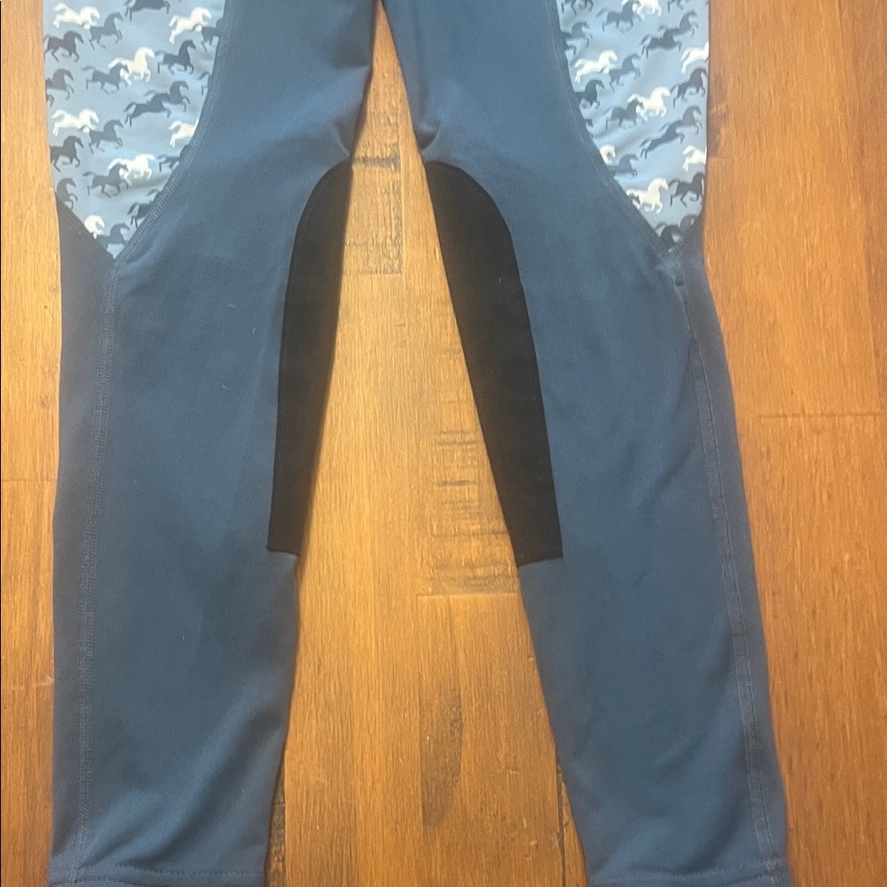 Kerrits Kids Blue and Black Horse Pattern Leggings/ Breeches LIKE NEW - Picture 4 of 4